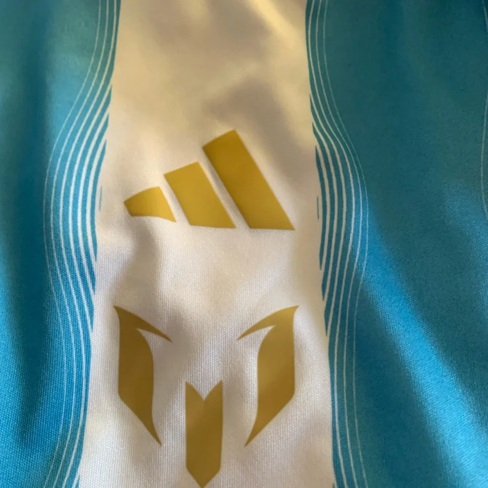 adidas Messi Argentina Logo Jersey Kids Unisex US 5 9-10Y White Teal Gold